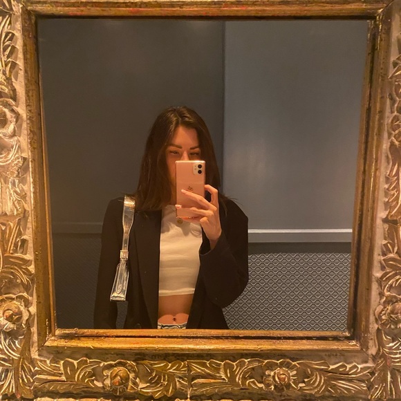 Meet your Posher, Lindsey - Picture 5 of 7